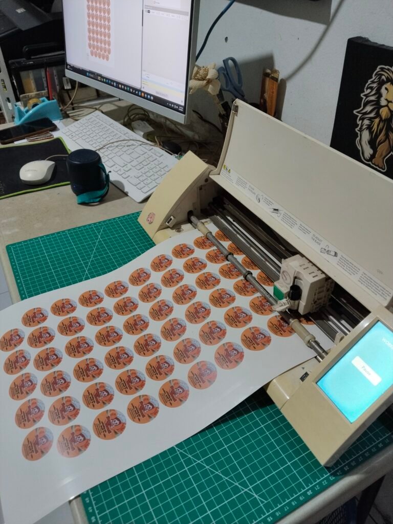 Anagata Kaos Sidoarjo Sekarang Melayani Cetak Stiker Satuan Proses Kilat! img 20260109 132740